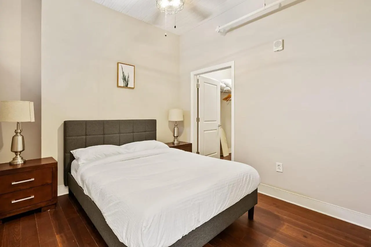 Modern Upscale 2Br Apartment In Carson By Stay Gia Pittsburgh United States
