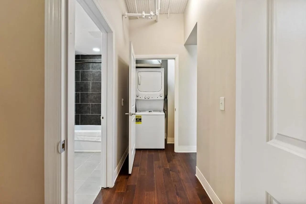 Modern Upscale 2Br Apartment In Carson By Stay Gia Pittsburgh